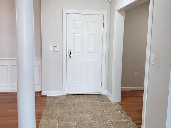 5th image of 44465 Chamberlain Ter Unit 300