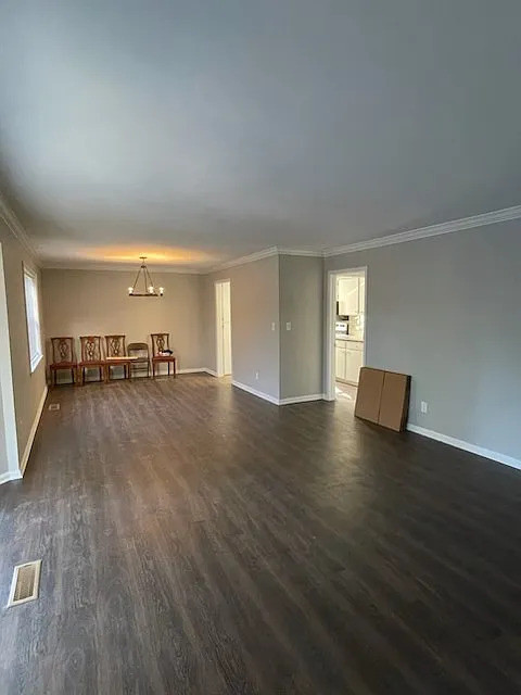 2 bed, 1000 sqft, $1,600 — Photo 1