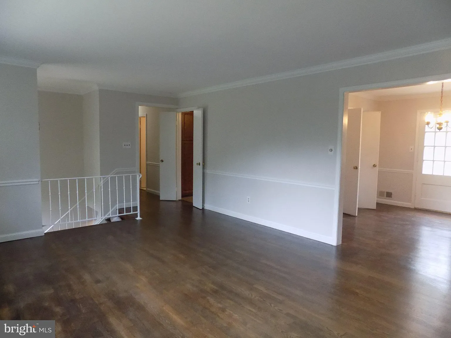 5 bed, 3.0 bath, 2500 sqft, $3,490 — Photo 3
