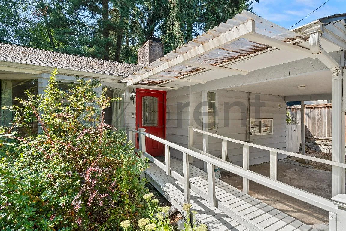 4 bed, 2095 sqft, $3,550 — Photo 2