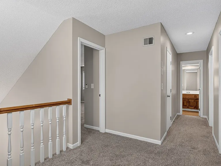 10800 W 116th St — Photo 31