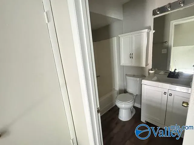 2713 Clayton Dr NW #B — Photo 17