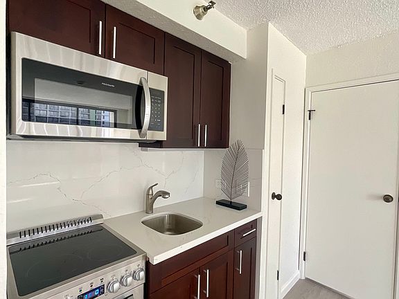 3rd image of 300 Wai Nani Way APT 1007