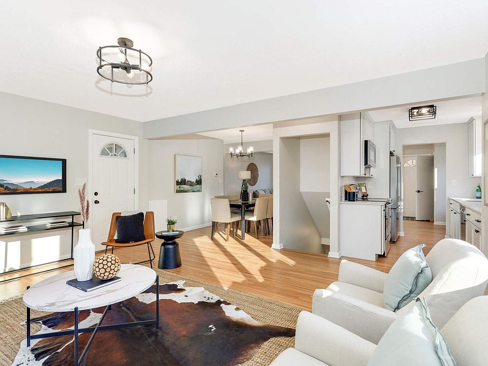 1st image of 1115 Colette Pl