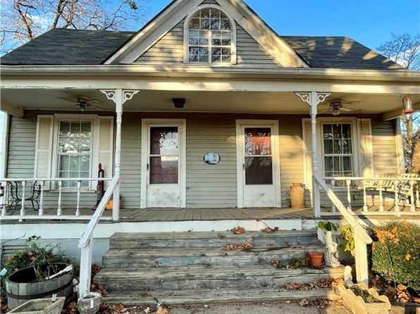 545 Sorghum Hollow Rd, New Blaine, AR 72851