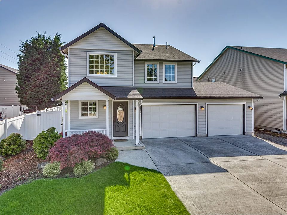 1st image of 2719 NE 125th Ct