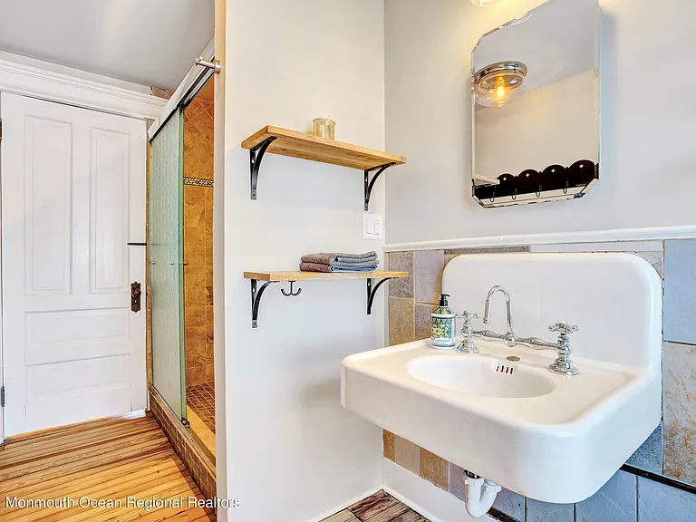 1108 Sunset Ave — Photo 25