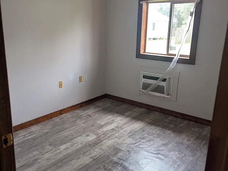 232 Hulin St — Photo 11
