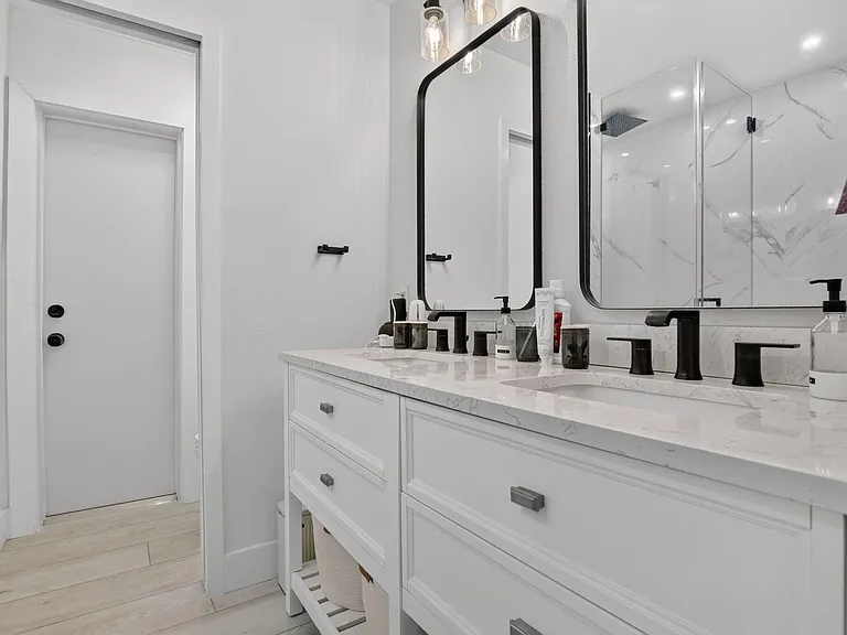 16709 SW 5th Ct — Photo 24