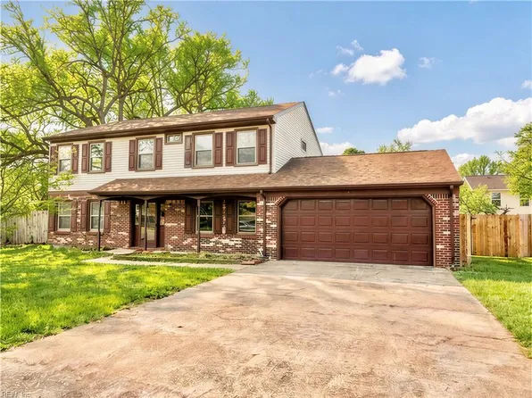 251 S Parliament Dr, Virginia Beach, VA 23462