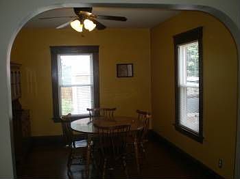 4th image of 1608 Winton Ave