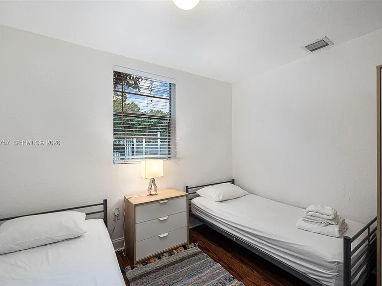 3629 SW 12th St #B — Photo 14