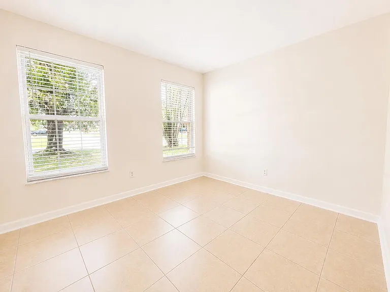 2822 SW Giralda St — Photo 18