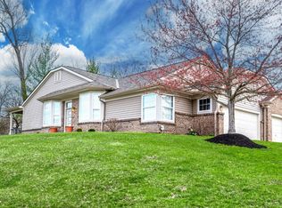 2498 Walnutview Ct, Cincinnati, OH 45230