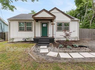 927 Chickasaw Ave, Nashville, TN 37207