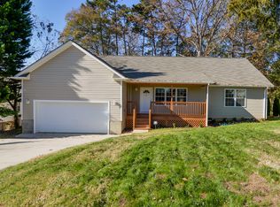 1623 Sugar Hollow Dr, Charlotte, NC 28214