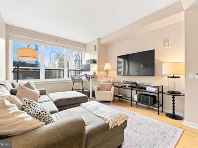 1425 Locust St Unit 12E, Philadelphia, PA, 19102