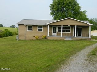 5705 Roberts Rd, Corryton, TN 37721