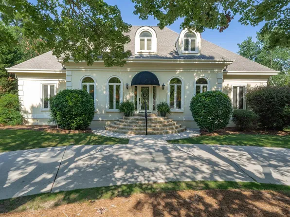 4109 Kinross Cir, Birmingham, AL 35242