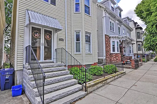545 E 5th St #2 Photo 1