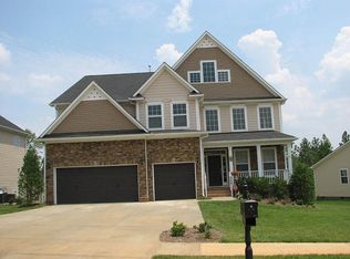 208 Sea Biscuit Ln, Apex, NC 27539