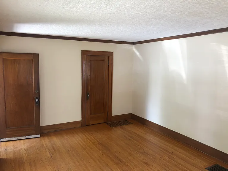 106 Genesee Park Blvd #A — Photo 4