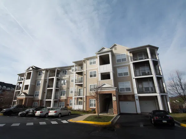 13506 Derry Glen Ct APT 101, Germantown, MD 20874