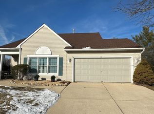 16 Briarwood Ct, Columbus, NJ 08022