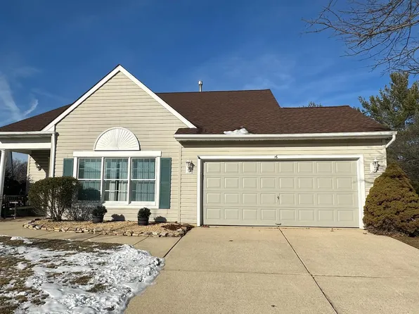 16 Briarwood Ct, Columbus, NJ 08022