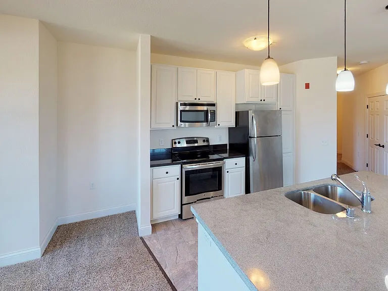 Delafield Woods Apartments — Photo 83