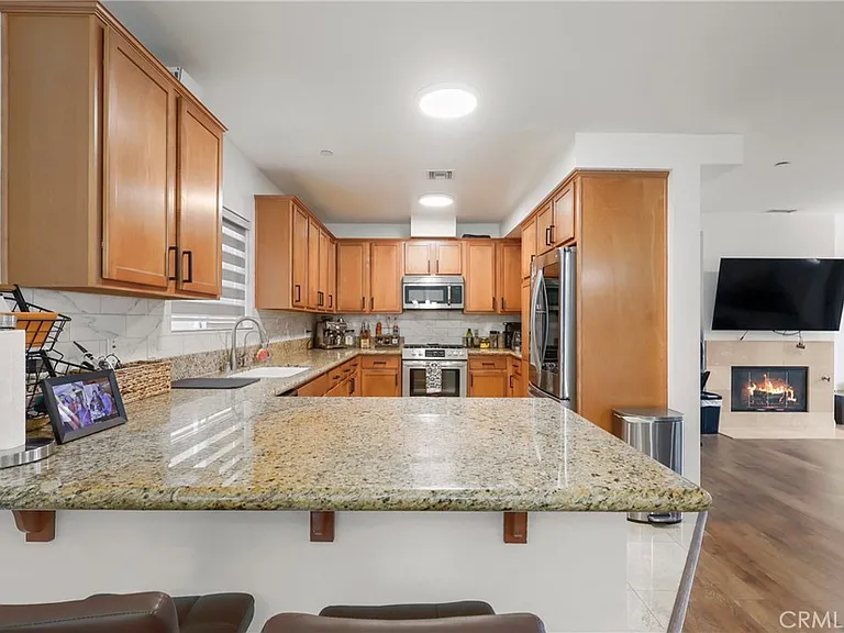 1611 W 208th St #3 — Photo 7