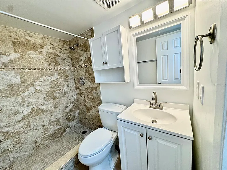 5820 N Church Ave #239 — Photo 48