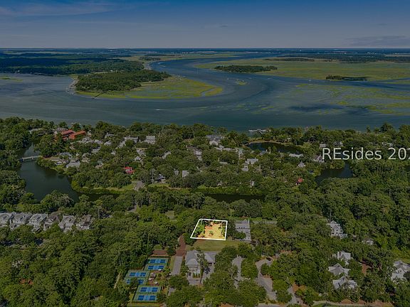 3rd image of 408 Mount Pelia Rd