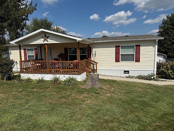 4th image of 825 Taylor Dr