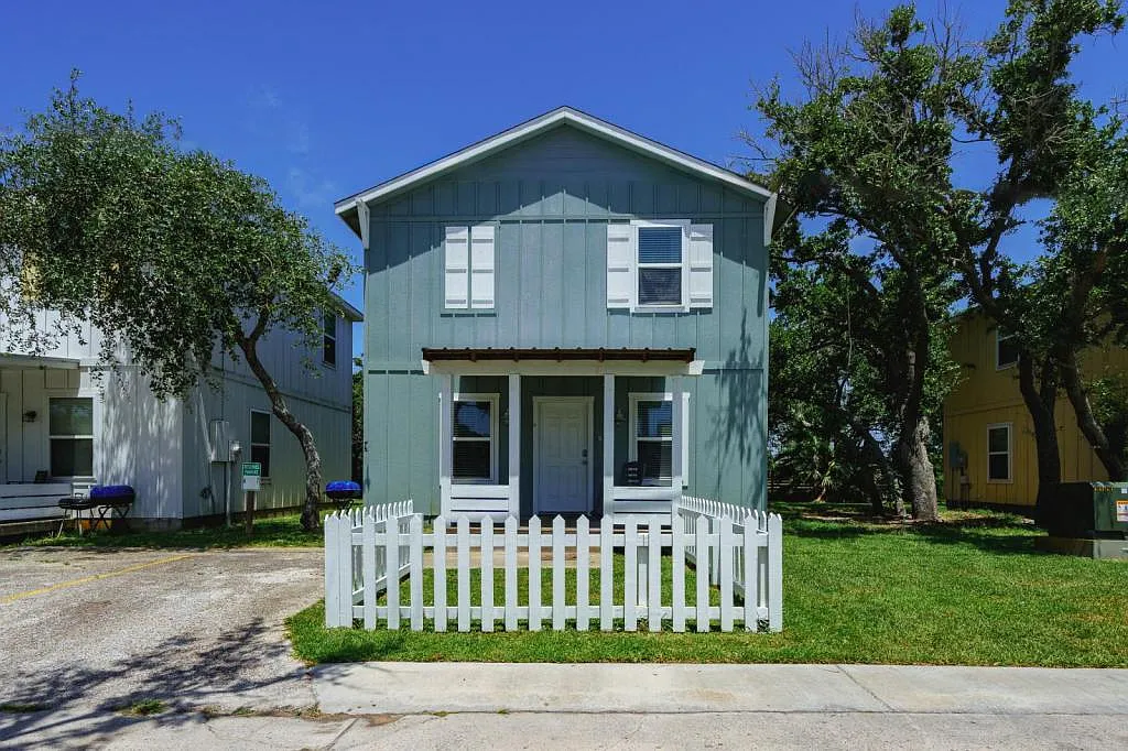 4212 Hwy 35 S, 7 — Photo 1