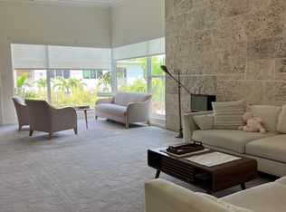9400 E Bay Harbor Dr APT 3, Bay Harbor Islands, FL 33154