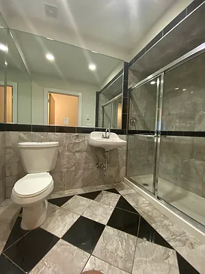 Rented by City Connections Realty | media 6