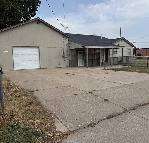 511 N Washington St — Photo 2