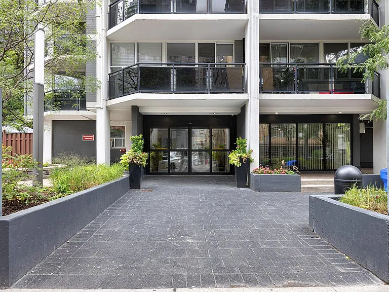 80 Wellesley St E #303 — Photo 12