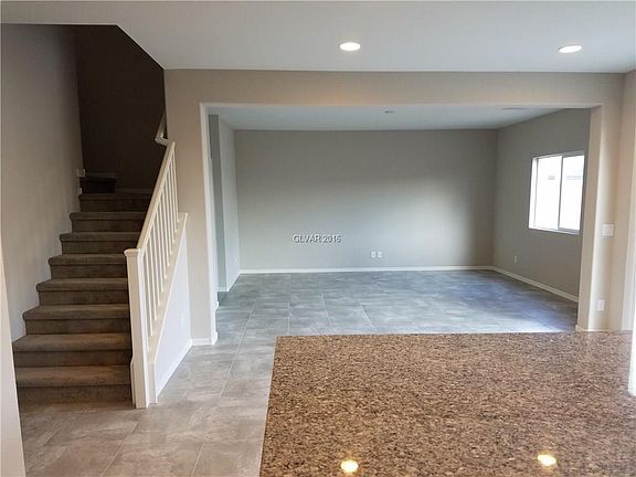 4th image of 8050 Ancient Oaks Ave #0