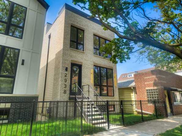2938 N Leavitt St, Chicago, IL 60618