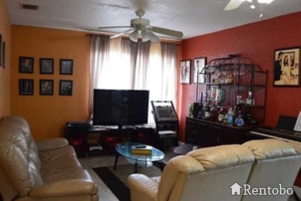 2nd image of 220 NW 56th Ct