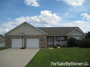 312 Linden Dr, Aviston, IL 62216