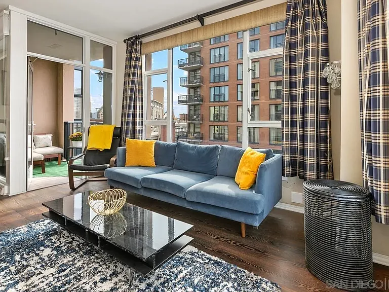 530 K St #712 — Photo 2