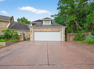 901 Longmire Rd UNIT 13, Conroe, TX 77304