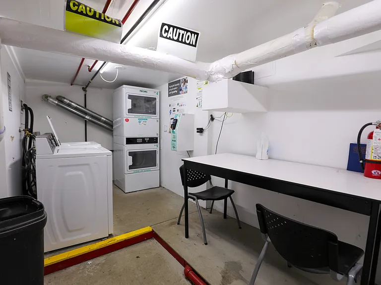 141 Saint James St #4B — Photo 13