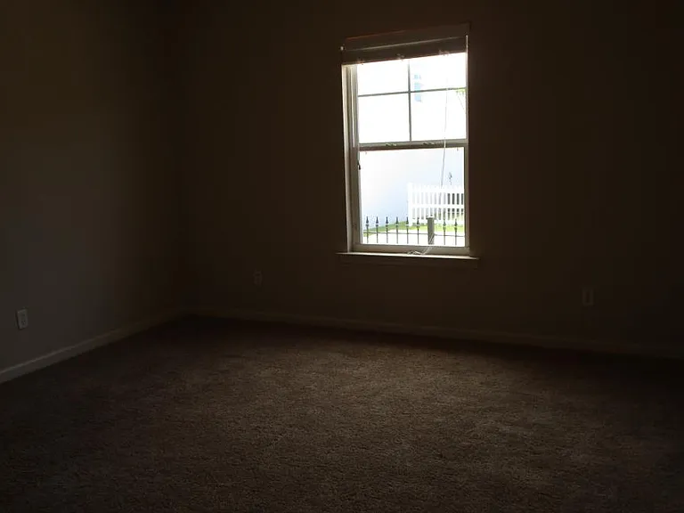 423 Anchorage Rd — Photo 15