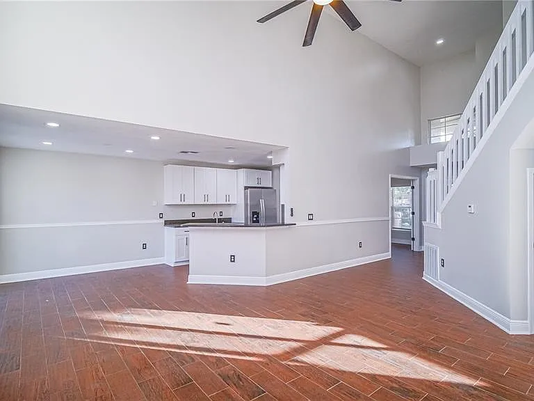 1020 Woodsong Way — Photo 7