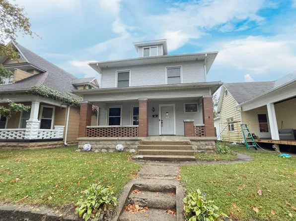 1904 N 10th St, Terre Haute, IN 47804