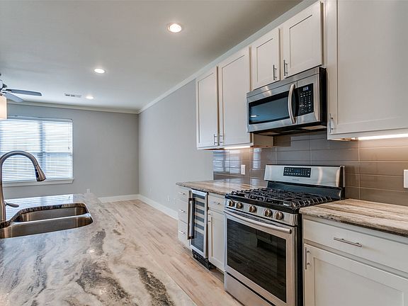 3rd image of 4316 Hartford St #23